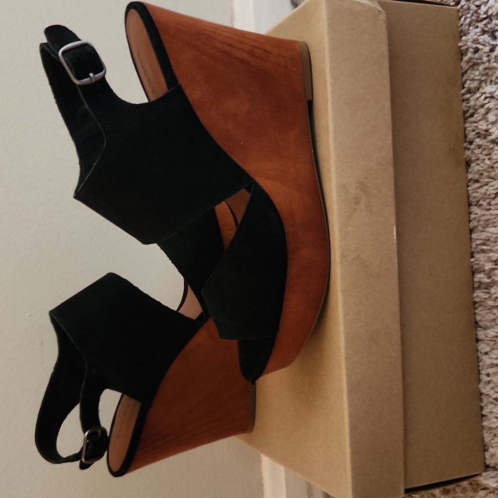 Lucky Brand Platform Sandal